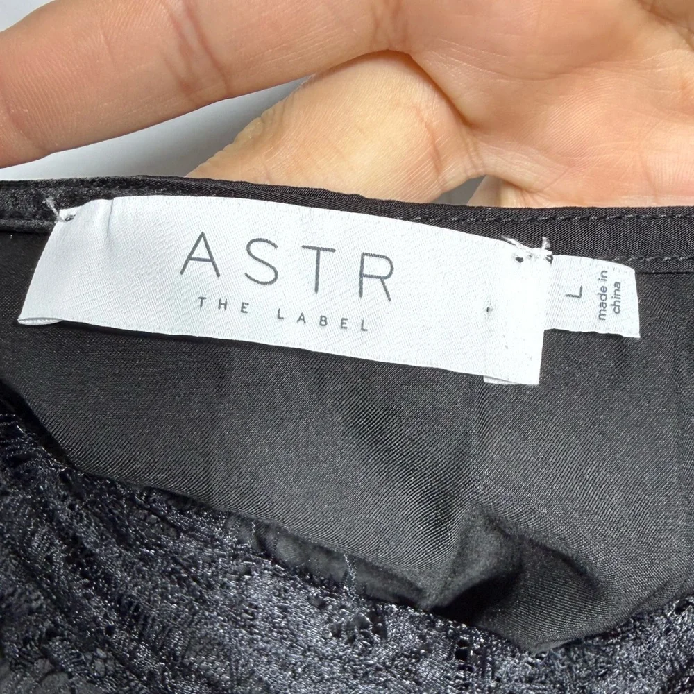 ASTR THE LABEL Black Lace Trim Bodysuit Size Large